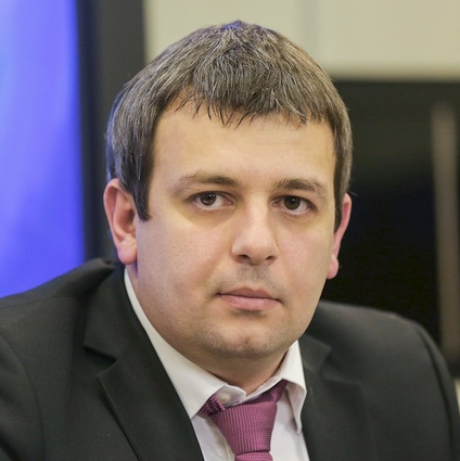 Дмитрий Алхазов