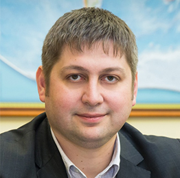 Олег Фомичев